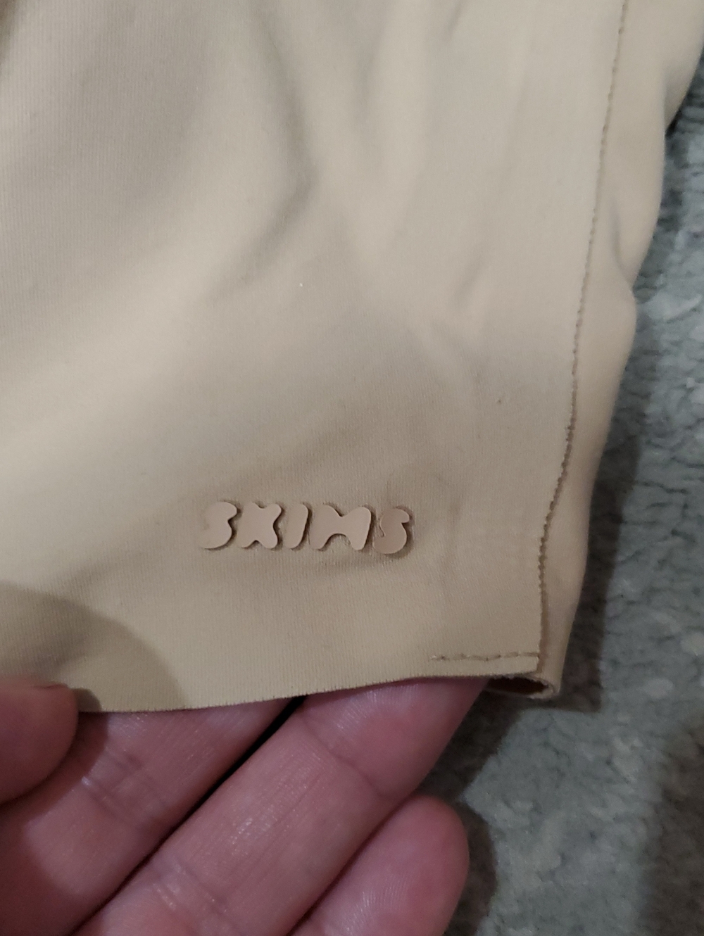 Skims Seamless Nude Wireless Sports Bra Size L - Picture 2 of 7